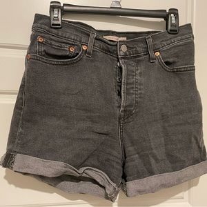 Levi’s Wedgie High-rise Jean Short